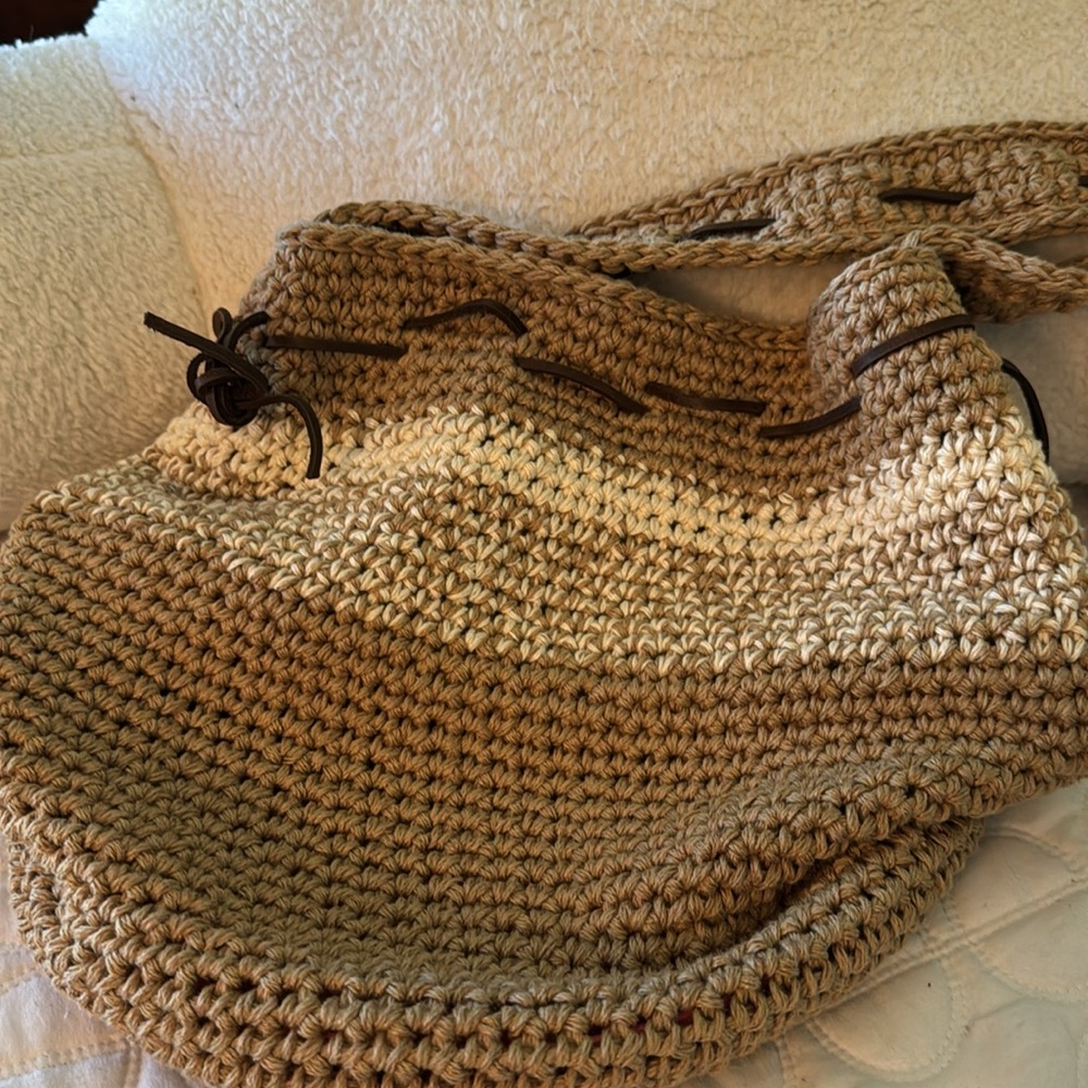 Hand Crafted Knitted Bucket Bag with Leather Rope Design - Picture 3 of 12